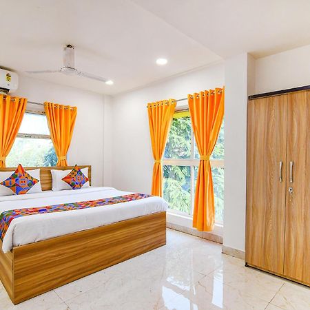 Fabhotel Grand Hazra Inn - Nr Ballygunge Station コルカタ エクステリア 写真