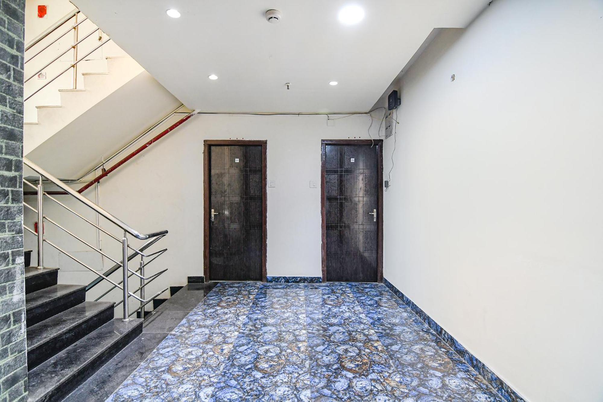 Fabhotel Grand Hazra Inn - Nr Ballygunge Station コルカタ エクステリア 写真